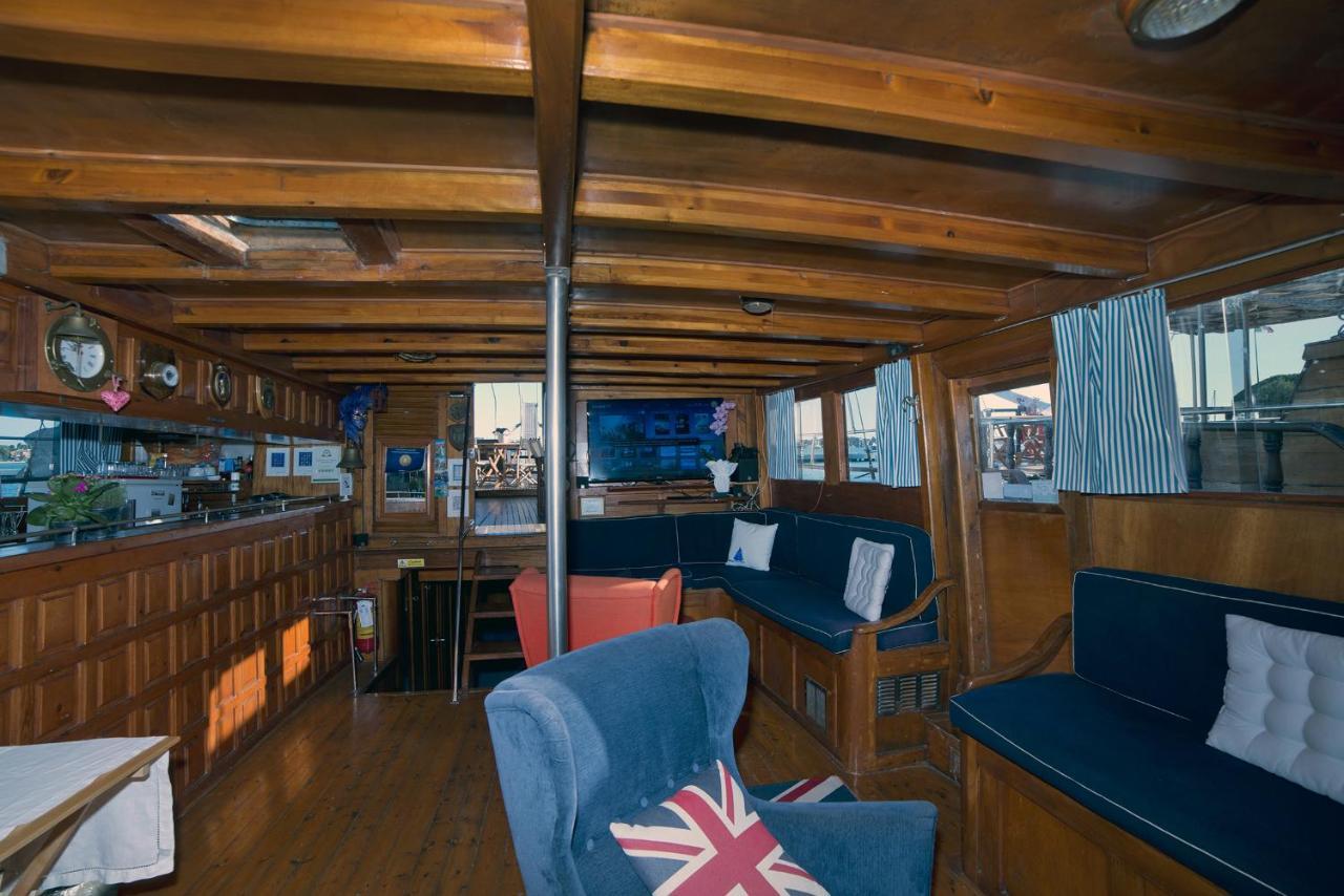 Venezia Boat & Breakfast Caicco Freedom Hotell Exteriör bild